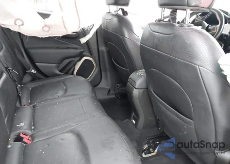 2017 Jeep Renegade Limited 4X4 from USA, damaged, VIN ZACCJBDB3HPE91977